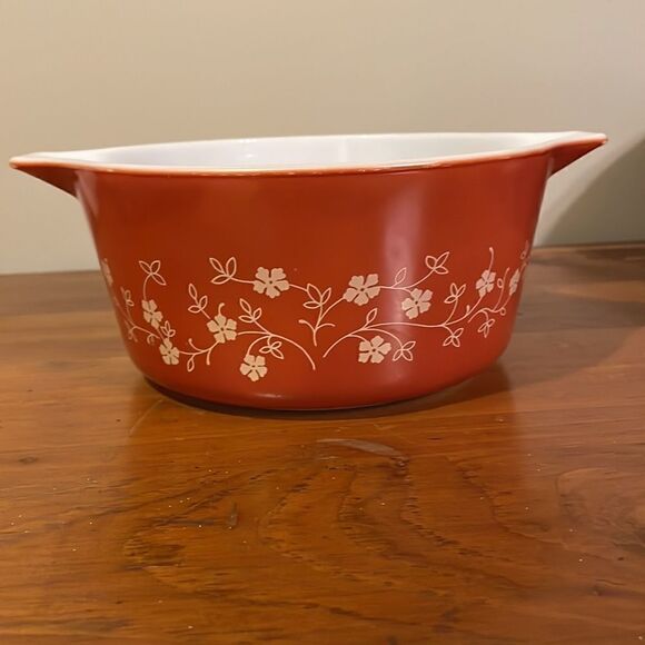 Vintage Pyrex 474-B Orange with White Flowers Bouquet Casserole 1.5 Quart - Picture 3 of 8